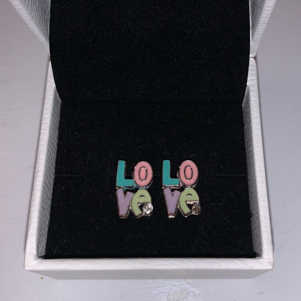 cute silver LOVE earrings